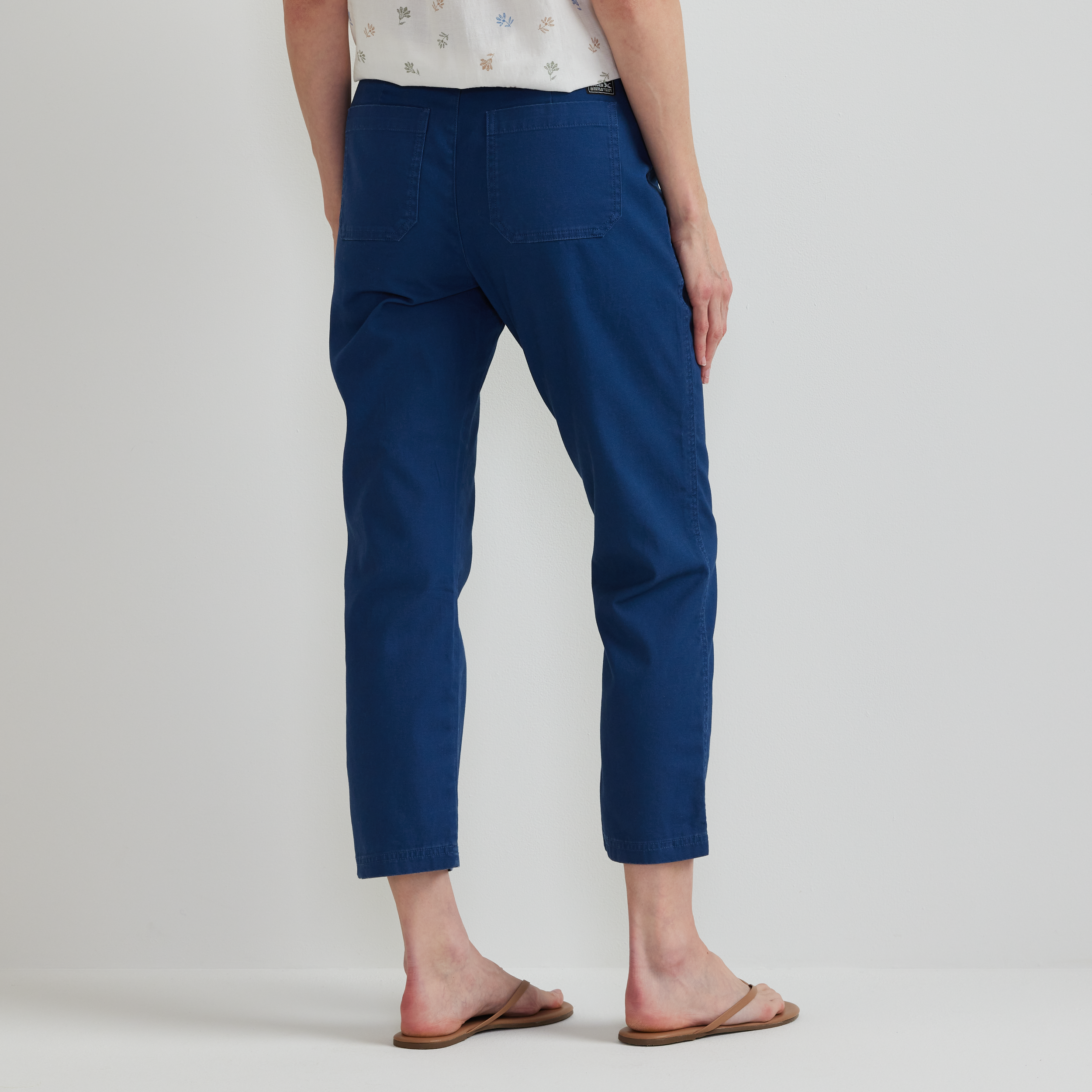 Women's Utility Stretch Canvas Kick Cropped Pants - Image 13
