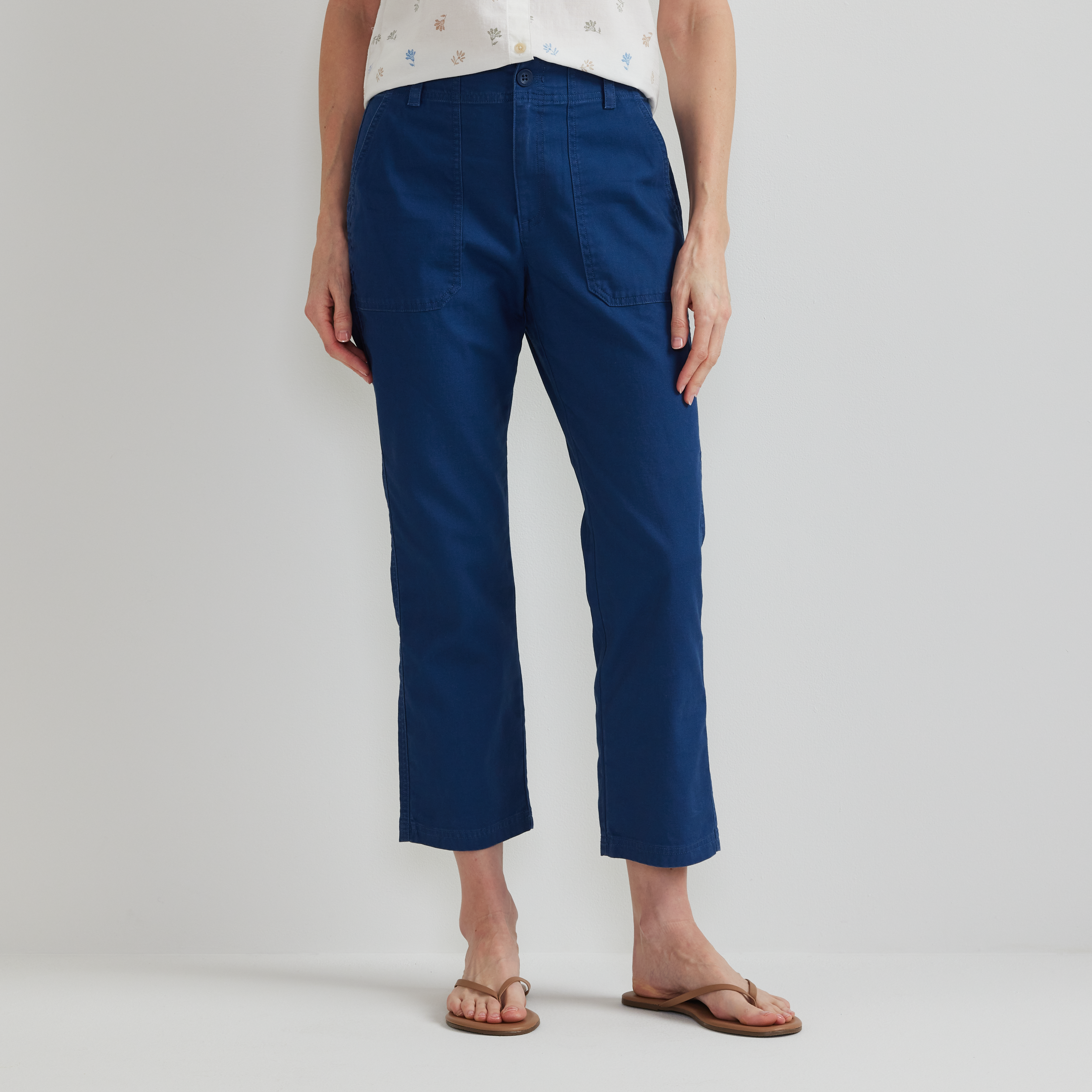 Women's Utility Stretch Canvas Kick Cropped Pants - Image 8