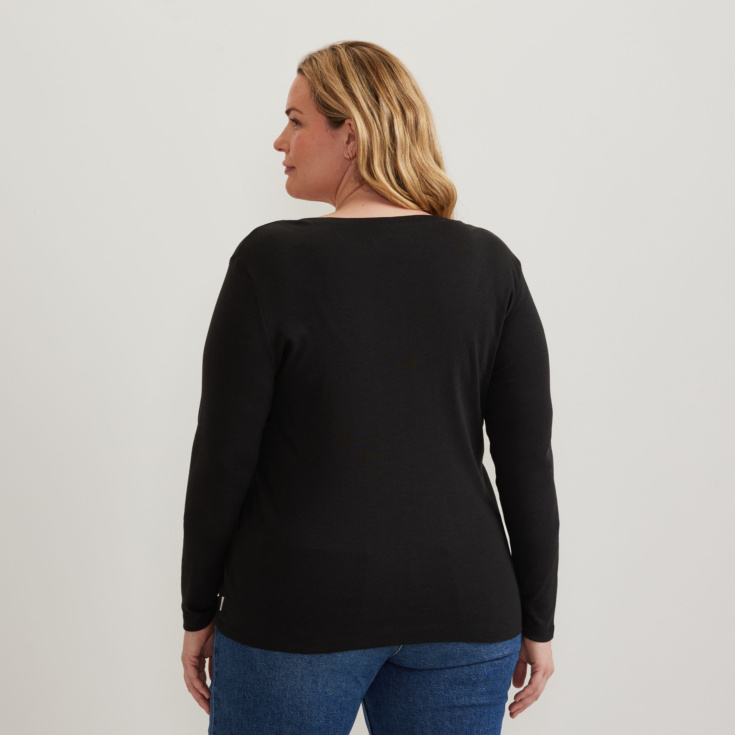 Women's Everyday Long-Sleeve V-Neck T-Shirt - Image 12